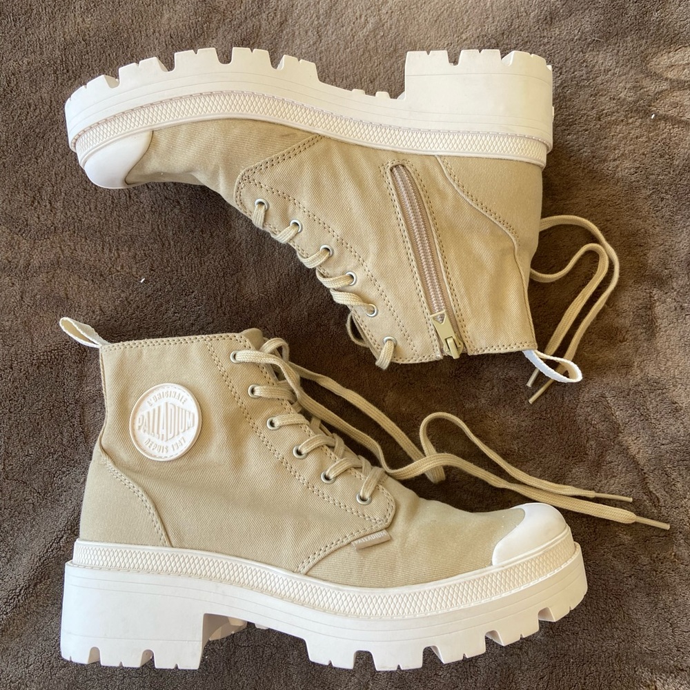 Palladium Platform High Tops (Women’s size 7)